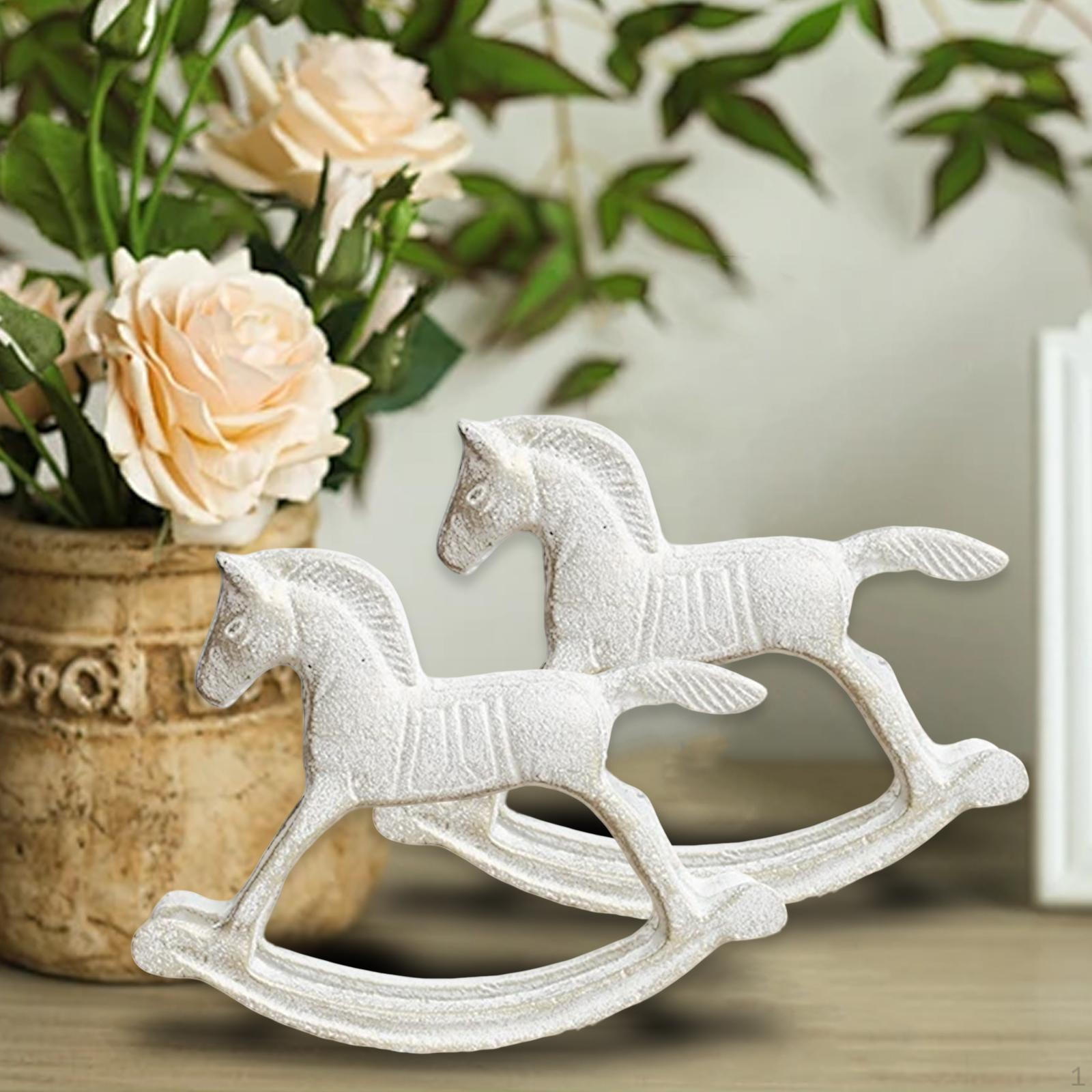 

2 шт. Статуэтки лошадок-качалок Декорация Скульптуры животных Фигурки для стола Вечеринки