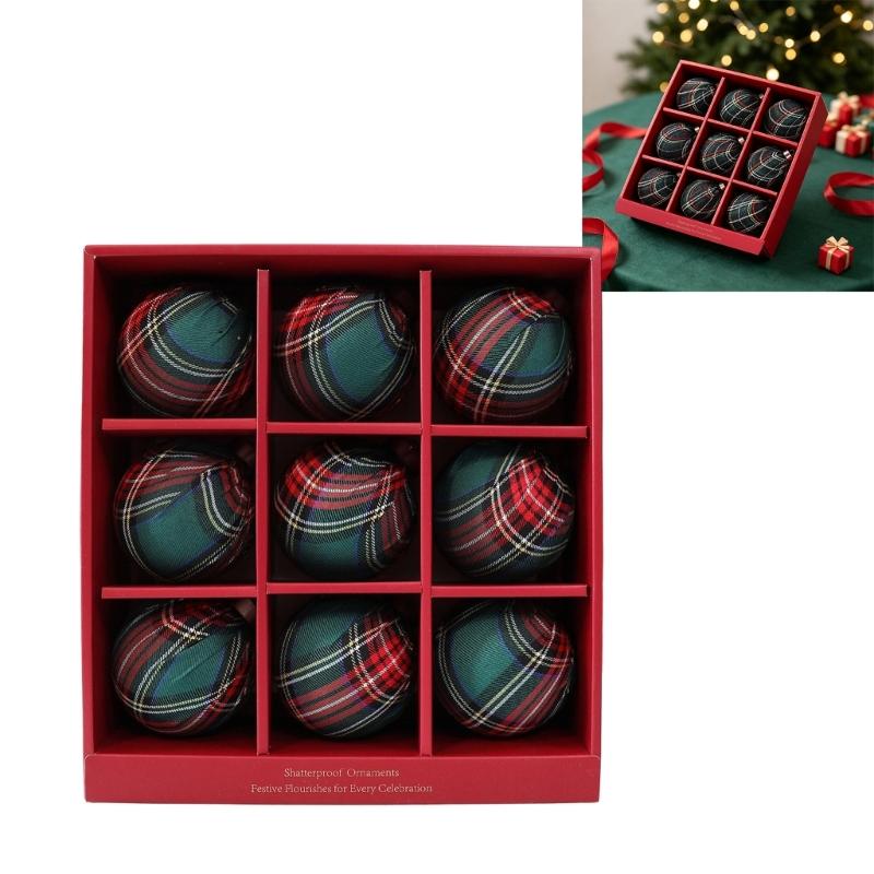 Stoffummantelte Weihnachtskugel-Ornament, 9 Stück karierte Kugeln Hängedekoration Set für Baumschmuck und Feiertagsdekorationen