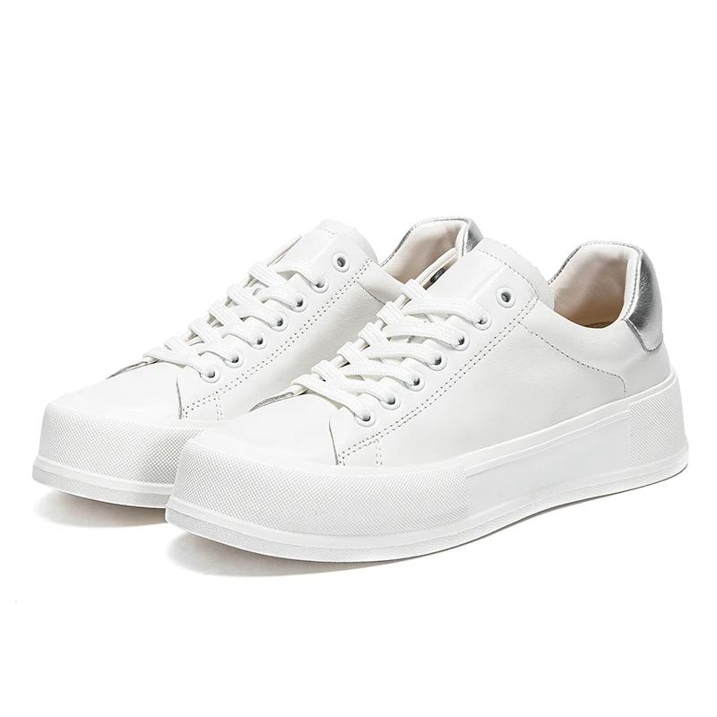 

Белая повседневная обувь Простая женская обувь Увеличивающая рост Обувь на плоской подошве Шнуровка Кожаный верх Повседневные кроссовки для девочек 40 белый