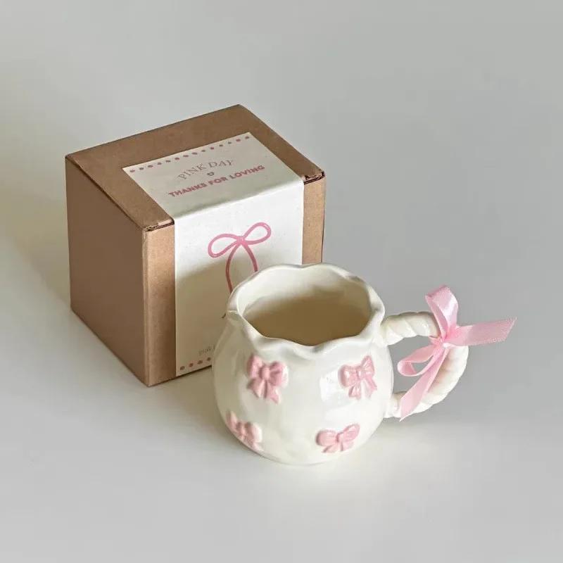 Ins-style girly girl hand-held bowknot coffee cup, afternoon tea ceramic cup, cute mug 301-400ml