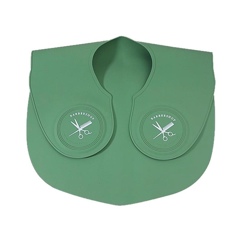 Silikonowy płaszcz do strzyżenia z naramiennikiem i łapaczem włosów zapobiegającym przyklejaniu do salonu fryzjerskiego