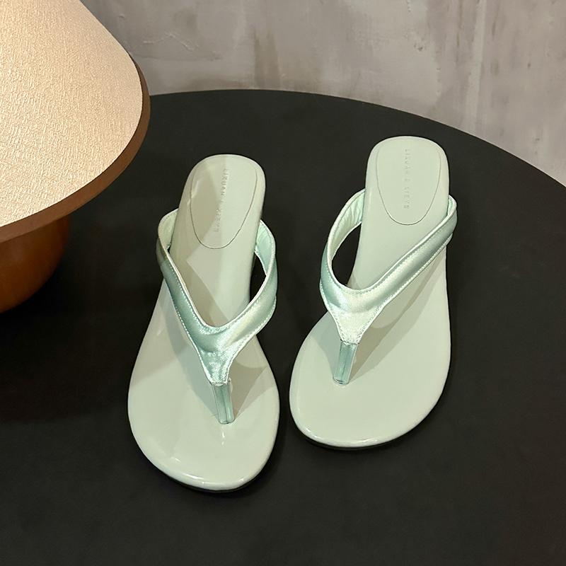 Fashion 2025 Summer New  Slipper Fashion Med Weadge Heel Dress Sandal Ladies Casual Outdoor Beach Vaction Slides Shoes