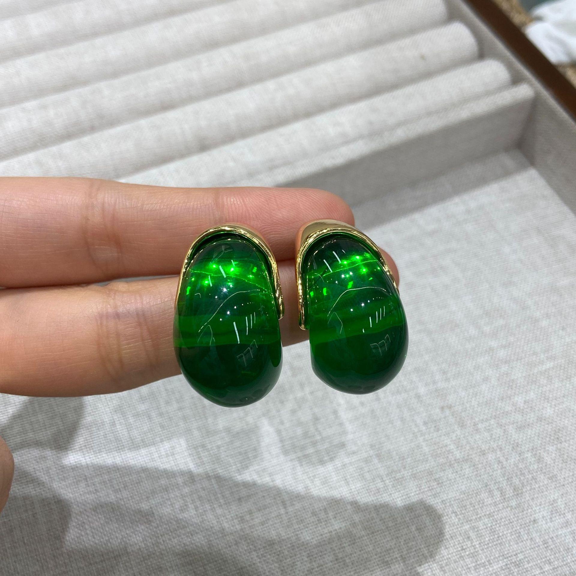 Green Resin Stud Earrings Exaggerated Temperament Maillard Style Light Luxury High Sense Retro Earrings Earrings Women