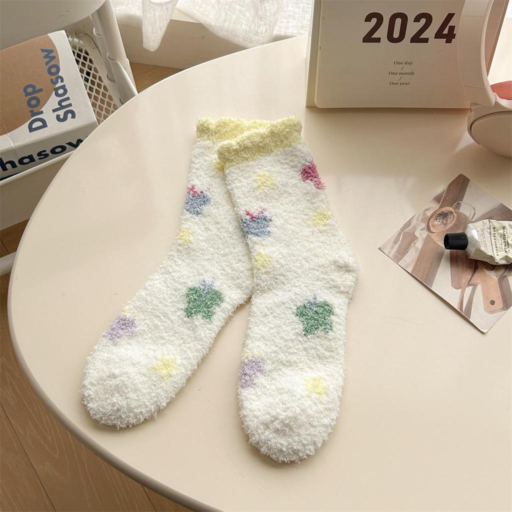 Women's Plus Velvet Thickened Coral Fleece Mid-Calf Home and Sleep Socks - Cute and Plush Cartoon Design for Autumn and Winter