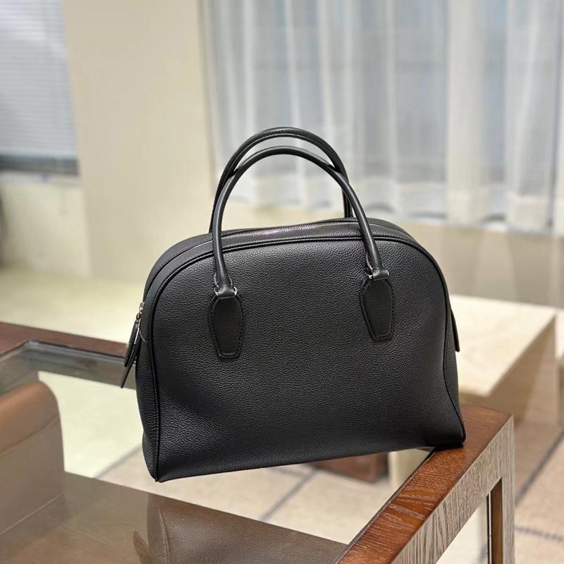 New high-end first-layer cowhide bowling bag large-capacity commuter portable shoulder messenger Boston bag Blank unbranded series