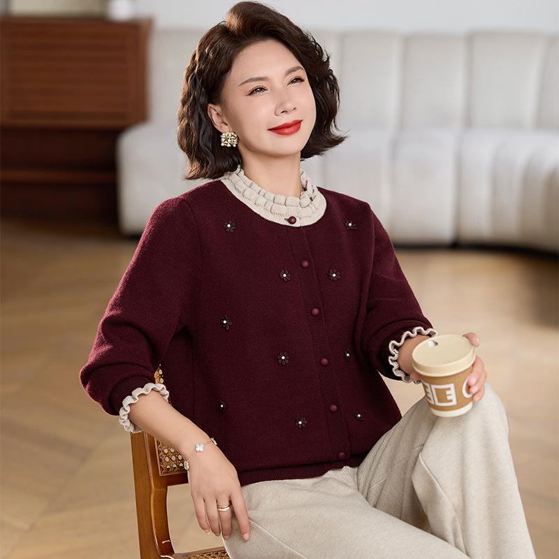 Stylish Velvet Cardigan for Middle-Aged & Elderly Women - Autumn/Winter Thick Warm Sweater