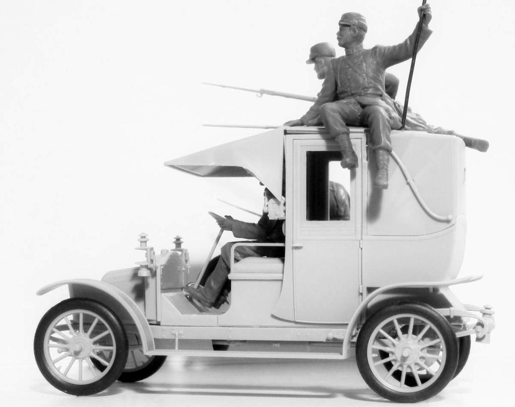 ICM French Army Renault Taxi with French 1914 Battle of the Plastic Model Kit 35660 1/35 Infantry, Marne,