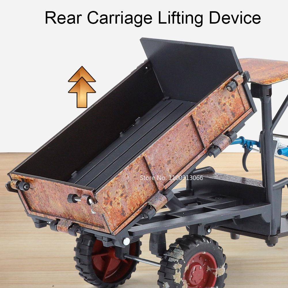 1:24 Tractors Alloy Diecast Toys Cars Miniature Model Can Spray Tailgate Opened Agricultural Walking Tractor Kids Birthday Gifts