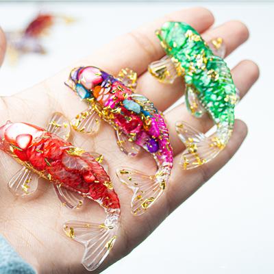 1 יחידה חדשה אבן קריסטל חצץ דג קוי בר מזל פסלון שרף מיני קוורץ פסל קרפיון מפואר קישוט לבית קישוט לשולחן מתנה