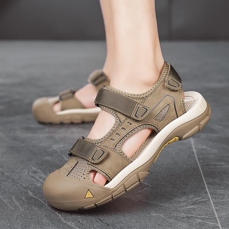 New Summer men's sandals Trendy design styles Leisure outdoor beach and tourist walking High quality Breathable shoes