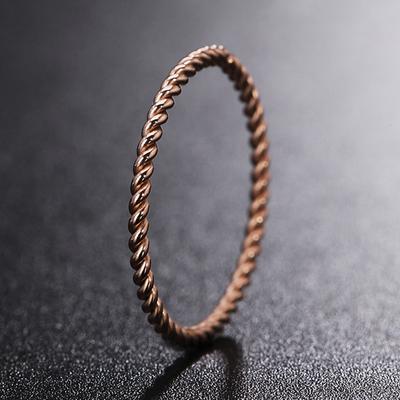 Pierścionek Knuckle Rope Twist ze stali nierdzewnej 1,5 MM Obrączka ślubna dla kobiet Dziewcząt Dodatki Charm do układania Prezent Hurtownia