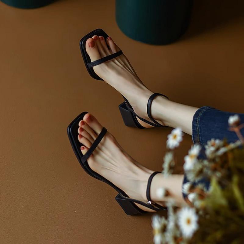 Female Sandal 2025 Women's Ladies Shoes Summer Med High Heels Girls New Beige Medium High-heeled Fashion Clear Comfort Beige