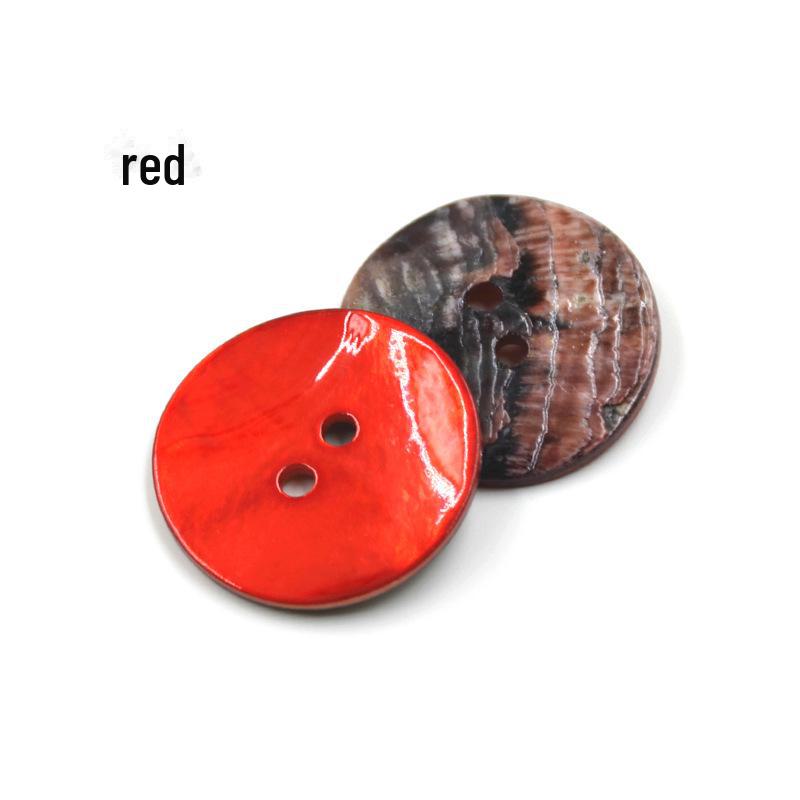 

Детский свитер с пуговицами из натуральной ракушки, расписанный распылением