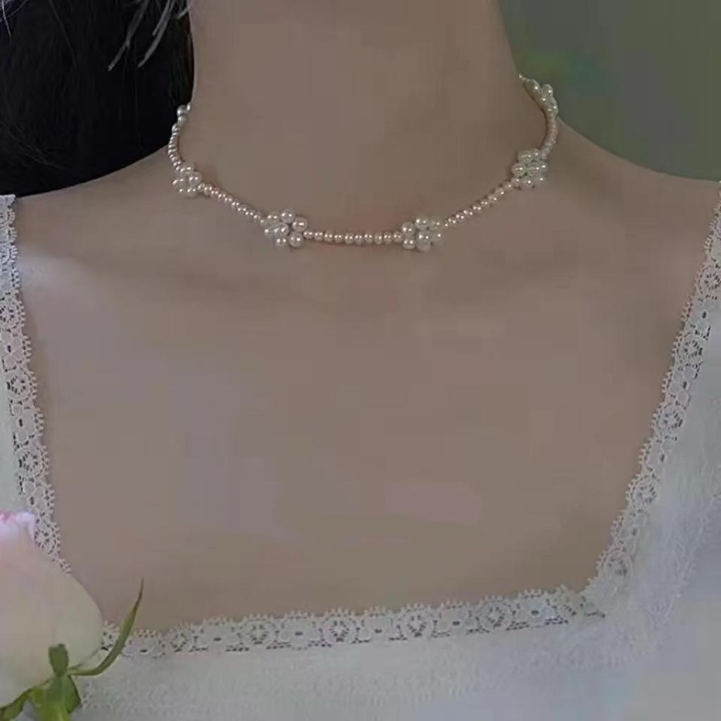 Clavicle Chain Light Luxury Premium Neck Chain Pendant Broken Silver