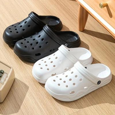 Fashion Summer Hollow Out Closed Toe Beach Sandals Women Lightweight Anti Slip EVA Clogs Slippers Woman Comfort Soft Sole Garden Shoes