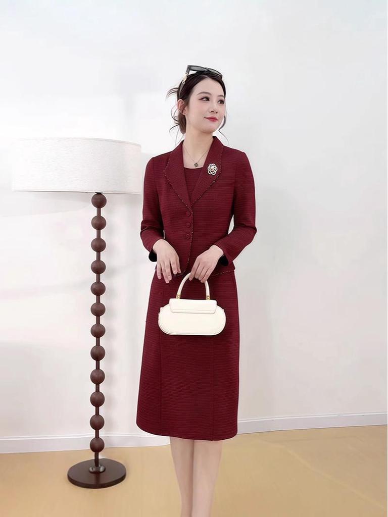 Spring 2026 Elegant Korean-Style Slim Plus Size Two-Piece Dress for Women - Over-the-Knee Commuting Skirt
