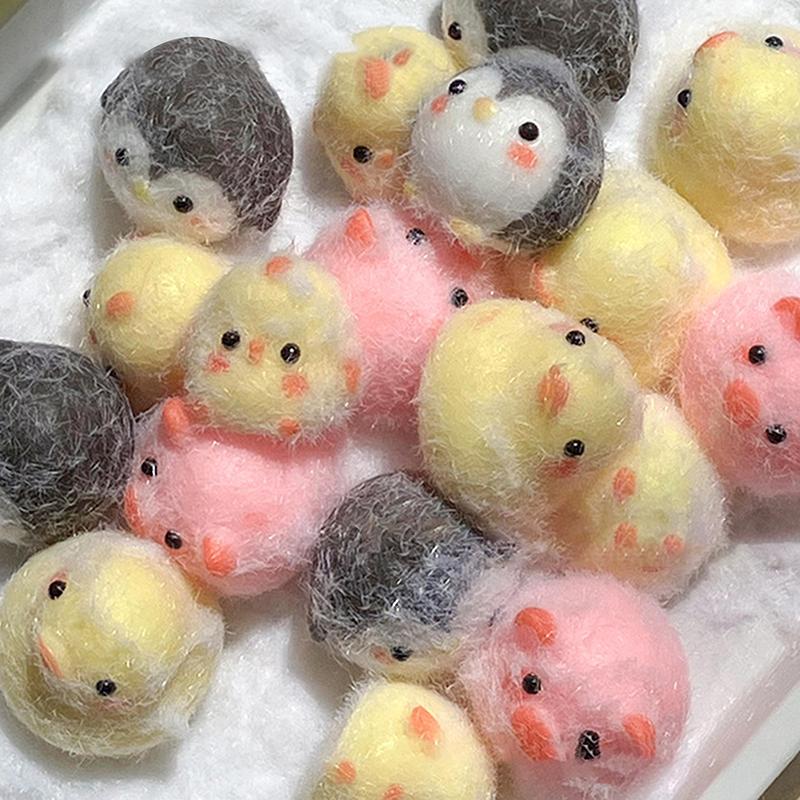 1Pc Miniature Chick Pig Animal Relief Squeeze Toy Sticky Squishy Mini Penguin Duck Stress Relief Squishy Fidget Toy
