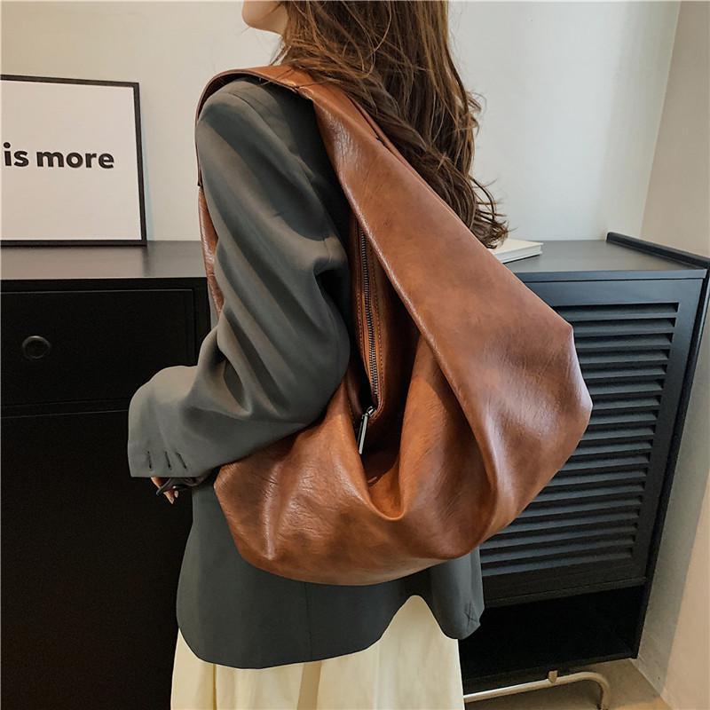 Trendy Large Capacity Women's Fashion Tote - Casual Single Compartment Underarm Bag