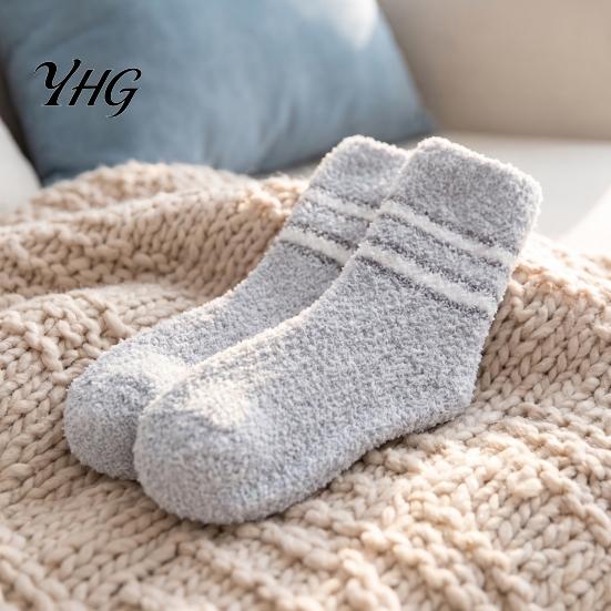 Skiing Thermal Layer Socks Thickened Coral Fleece for Men, Striped Mid-calf Socks, Soft Winter Gift Women Fuzzy Crew Winter, Cold Weather Warm