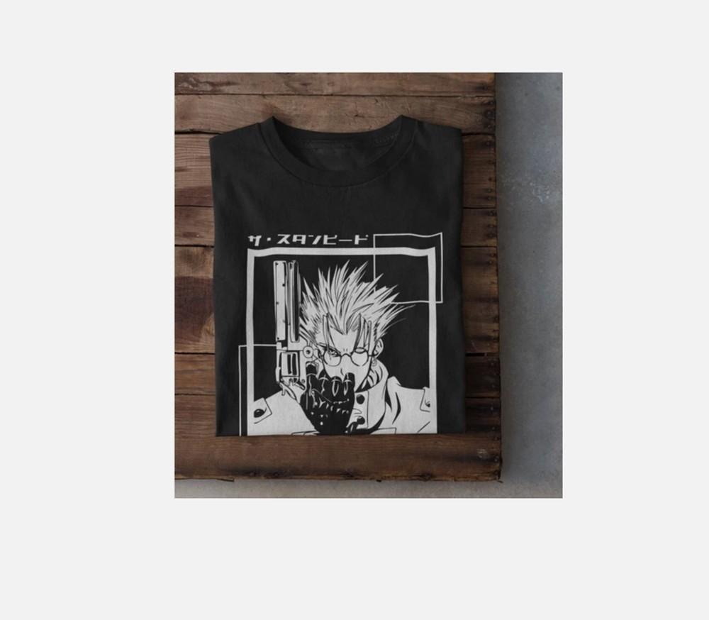 

Trigun Vash The Stampede Moon Anime Manga Unisex Tshirt T-Shirt XL