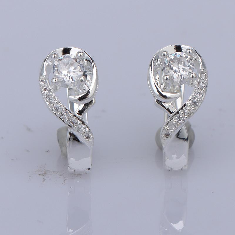 Boucles d'oreilles pour perte de poids Boucles d'oreilles en zircone cubique Stimulation des points d'acupuncture Brûle-graisses