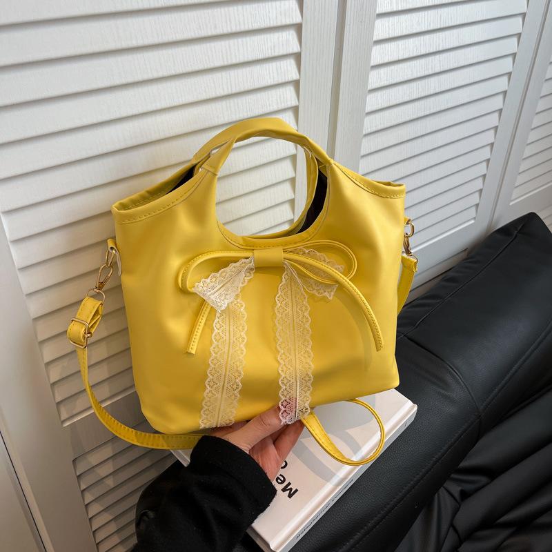 High-value Retro Large-capacity Bag Women's 2025 New Versatile Shoulder Underarm Bag Portable Bucket Bag Bow
