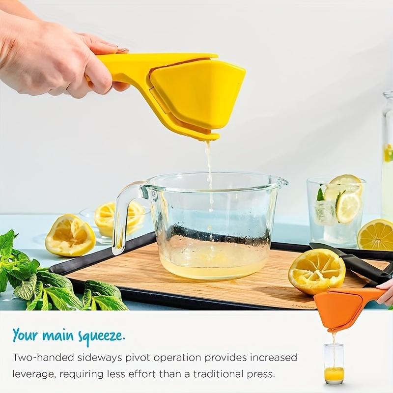 3Set, Manual lemon fruit juicer is easy to squeeze. Manual juicer is a kitchen juice squeezing tool