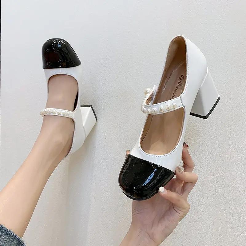 Fashion 2025 Women Pumps Sandals High Heels ShoesSquare Toe Retro Leather Sandals Black White Patchwork Walking Shoes Retro Female