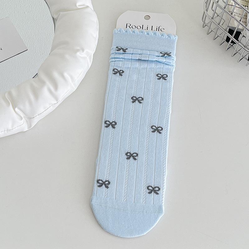 Women's Gray Lace Bow Mid-Calf Cotton Socks - Cute, Thin, Sweat-Absorbent, Boneless Design