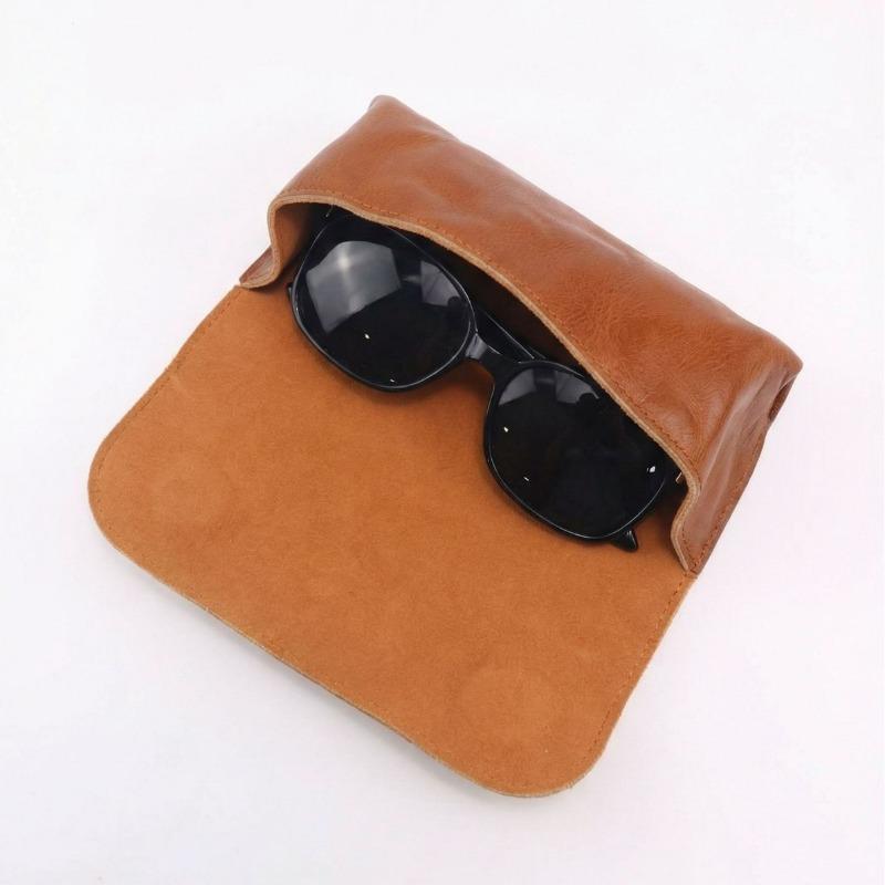 Scratch-Resistant Cow Leather Eyeglass Case,Sunglasses Protective Holder Portable Leather Pouch for Myopia Glasses & Sunglasses