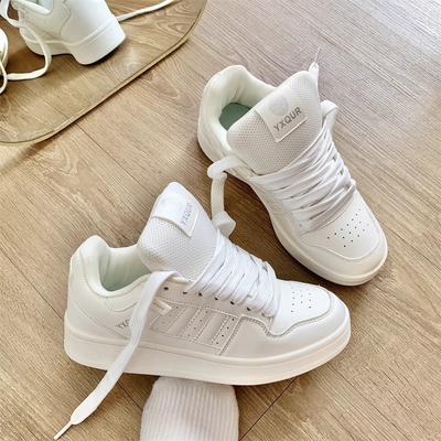 Nischen-Board-Schuhe neuer Sommer vielseitiges Paar weiße Schuhe dicke Sohle erhöhend lässige Sport-weiße Schuhe