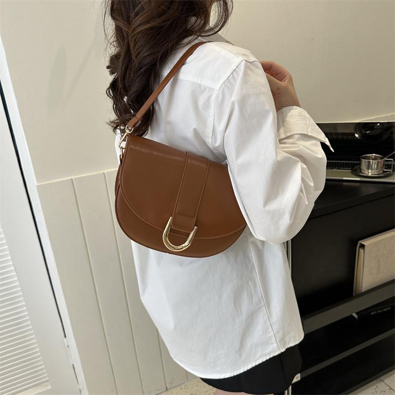 Trendy Pu Leather Saddle Bag For Women In Multiple Colors Perfect For Everyday Use