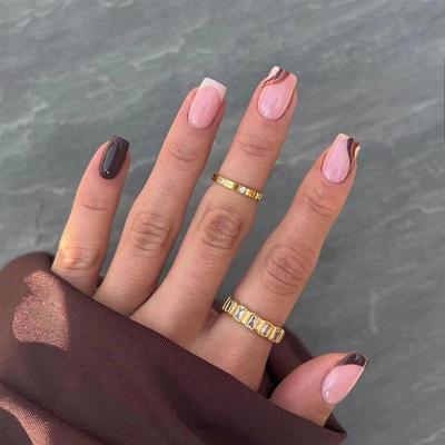 Künstliche Nägel – Nageltips & künstliche Nägel