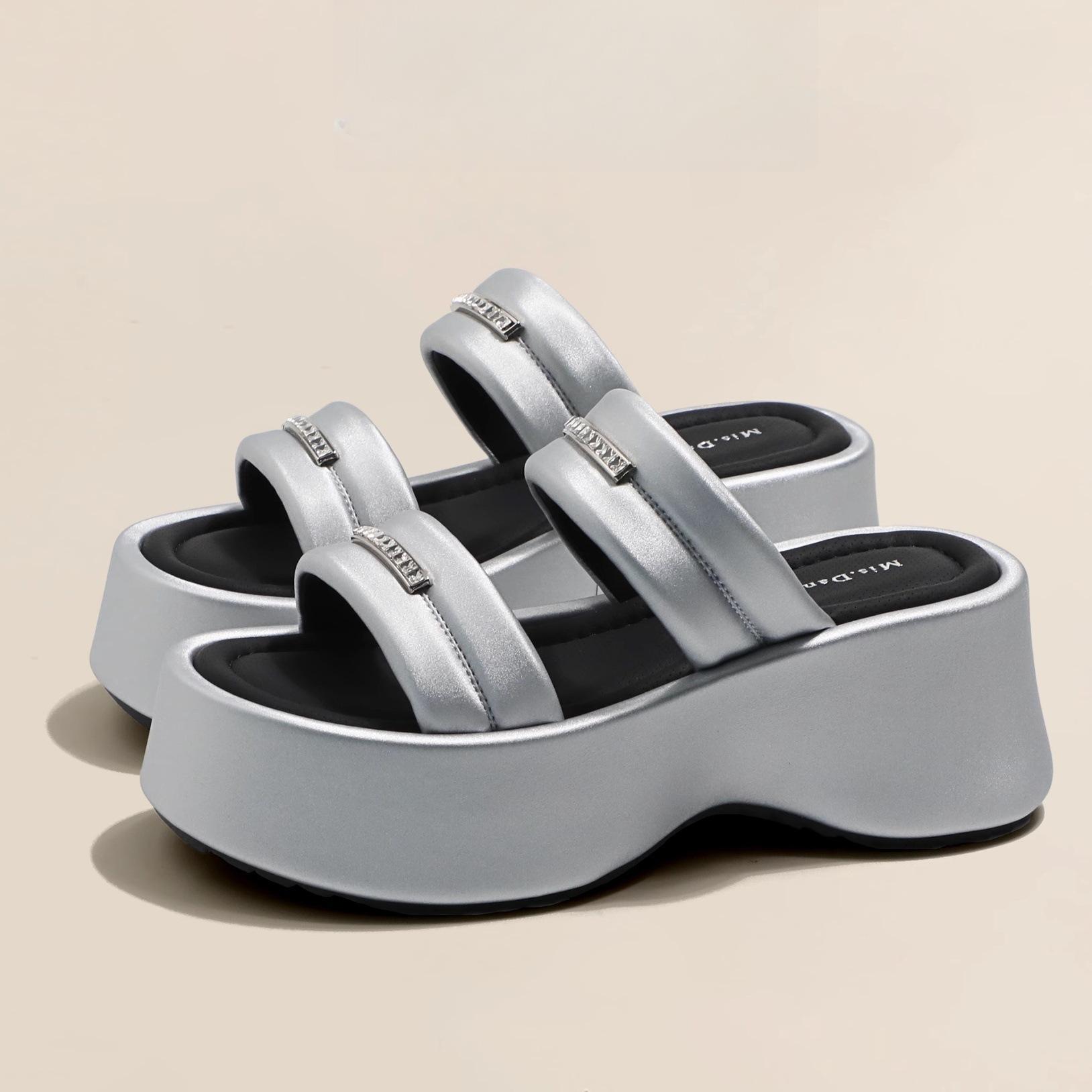 

Small thick-bottomed one-word slippers for women who wear 7cm in summer are not tired of foot slippers 2025 new high-heeled sandals 40 серебряный