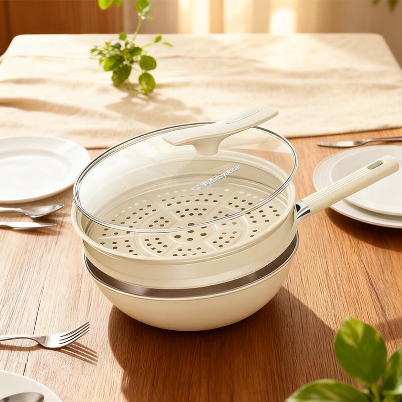Royalstar Titanium Ceramic Wok with Steamer