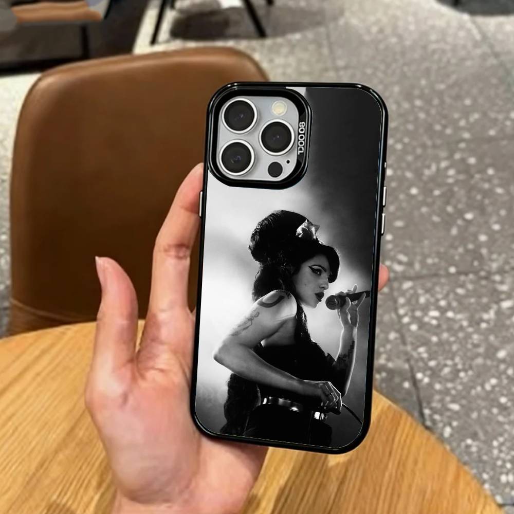 Amy W-Winehouse Handyhülle Für iPhone17,16,15,14,13,12,11 Plus,Pro Max Farbe Silber Beschichtet Innere Abdeckung