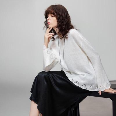 Demana Elegant Hollow Knit Sweater