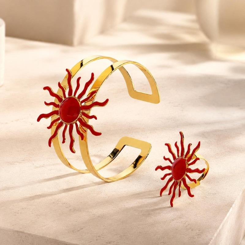 Adjustable Jewelry Set with Sun Design Bracelet and Ring, Matching Two Piece Accessory for Party Styling and Gifts