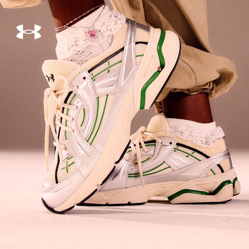 

Спортивне взуття Under Armour Sola Retro Casual EU 36.5 / US M 4.5 / US W 6
