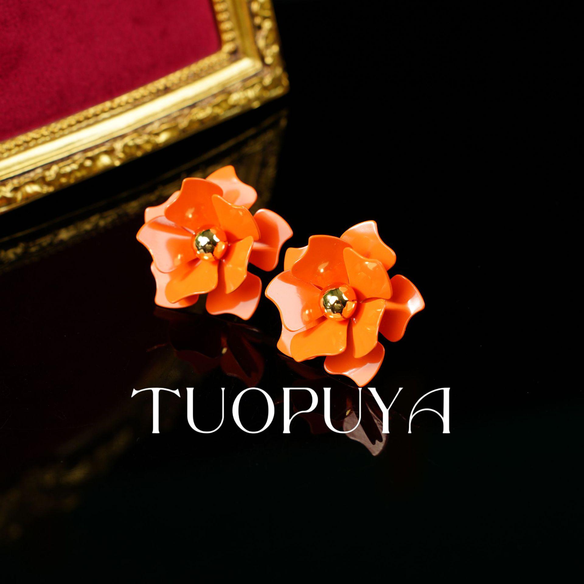 Elegant Spring  Summer Floral Earrings and 3D Camellia Brooch Set