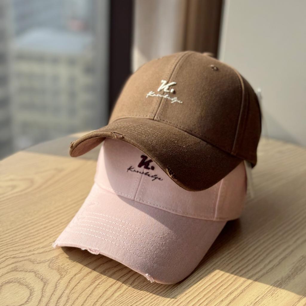 Korean-style new letter-embroidered hard-top baseball cap for women2026Versatile and face-slimming, this spring-summer baseball cap is fashionable