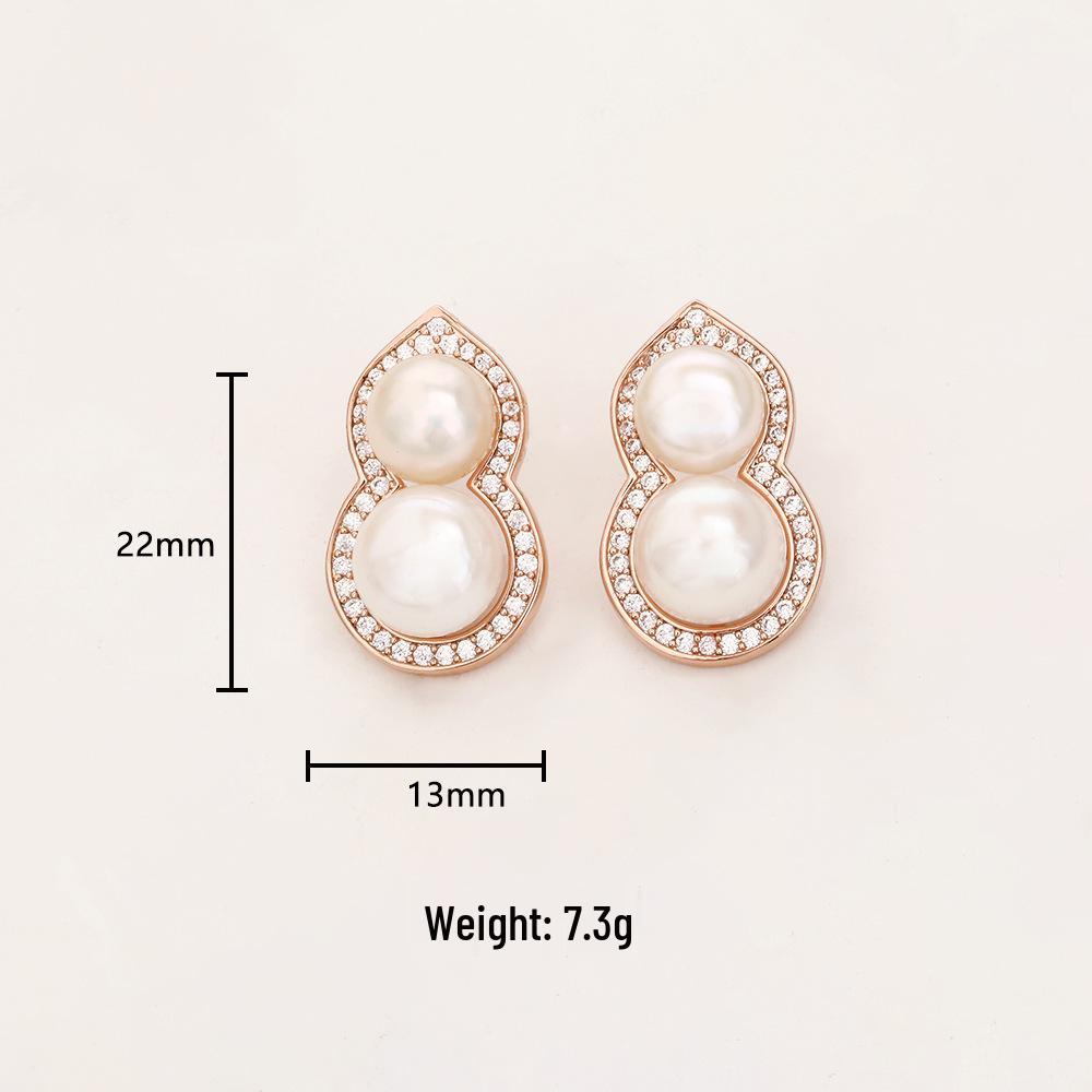 Natural Freshwater Pearl Gourd Necklace & Chinese-Style Earrings Set: Elegant, Versatile, and Luxurious Choker for a Sophisticated Look.