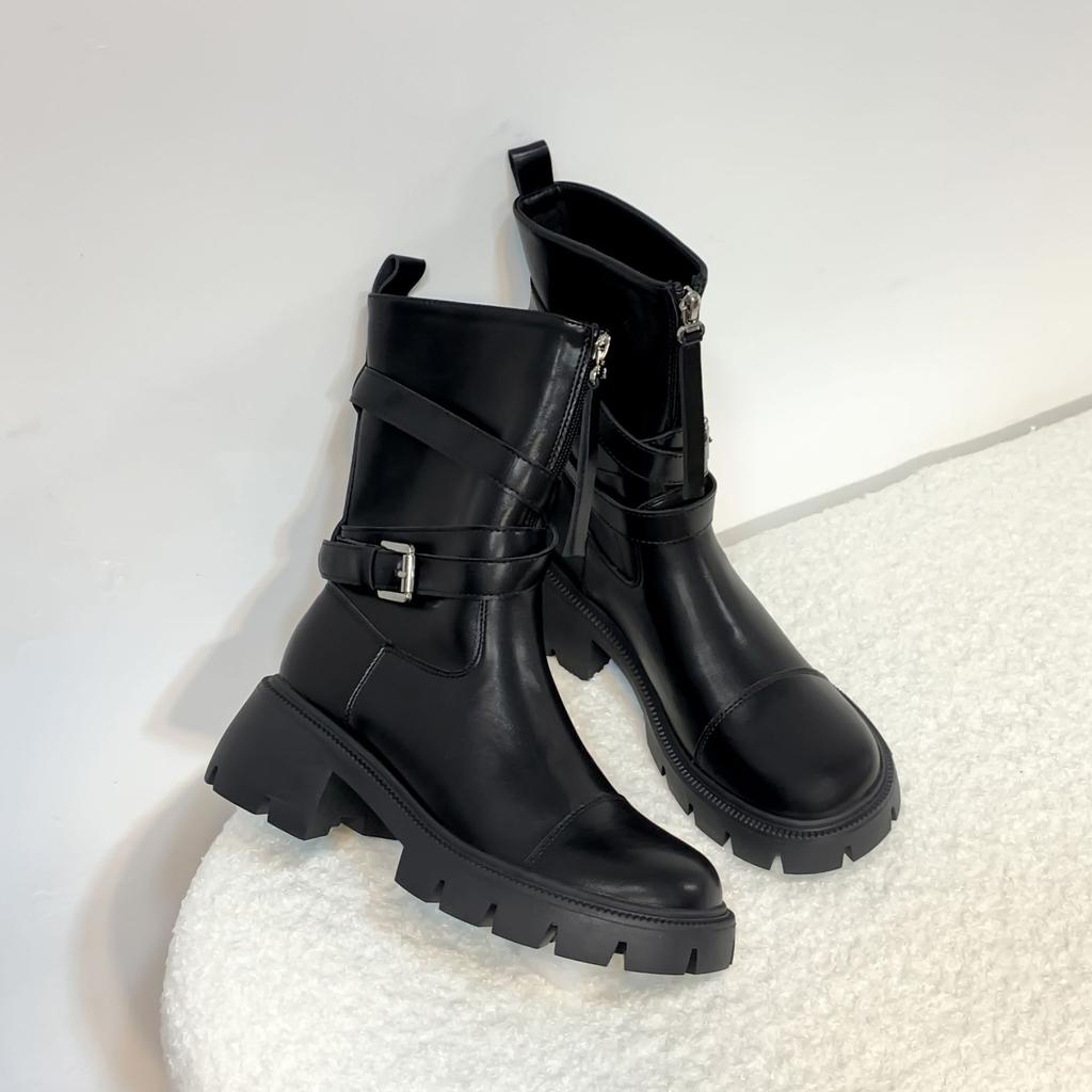 2025 winter new mid-tube knight boots women's platform locomotive boots Internet celebrity belt buckle Korean version leather boots women's outer wear