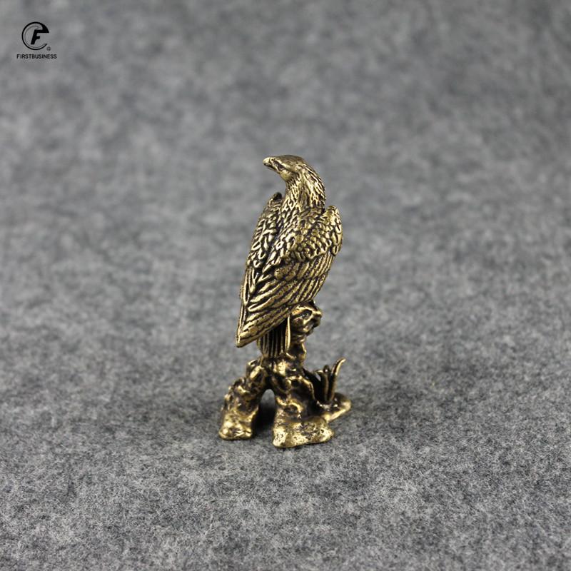 Antique Bronze Decorations Desk Ornament Eagle Miniatures Figurines Pure Copper Eagle Statue Home Decorations Crafts Collection