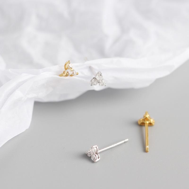 925 Silver Inlaid Crystal Geometric Clover Stud Earrings Light Luxury Mature Glamour Women Jewelry Accessories