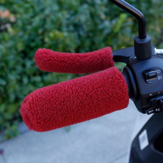 4Pcs/Set Bar Grips Cover Furry Ergonomic Design Cycle Accessory Motorcycle Handle Bar Grips