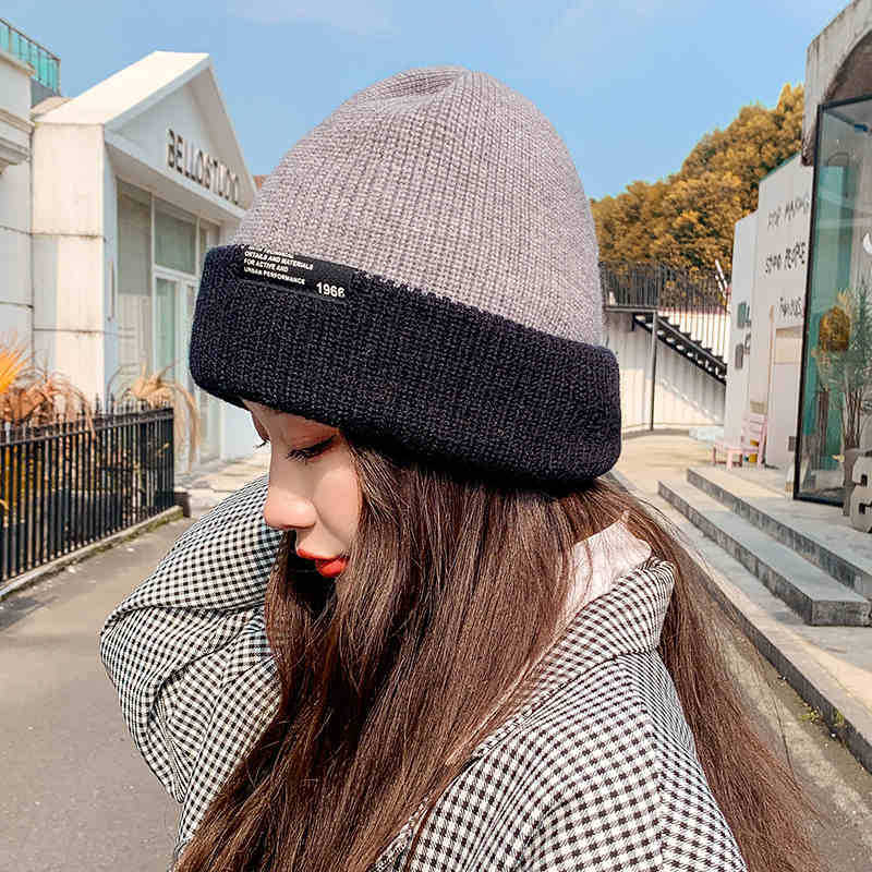 Winter Double Layer Versatile Woolen Hat To Keep Warm Large Head Circumference Double Sided Ear Protection Small Hat Showing Face