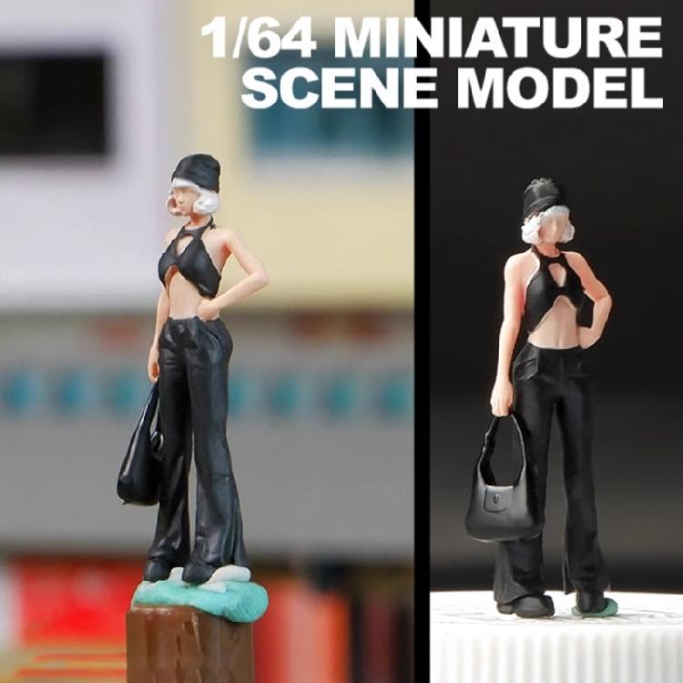 Simulation 1/64 Scale Miniature Figure Doll Resin Figurine with Fine Detail For Hobbyists And Scene Setting Accessories