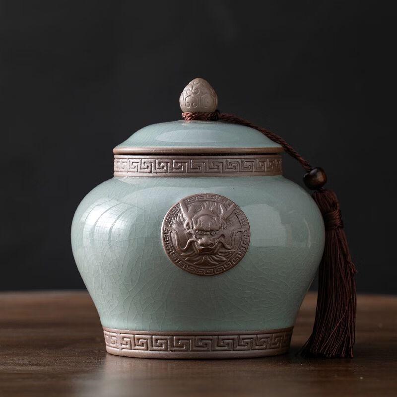 

Керамическая чайница, обожженная в печи Ру