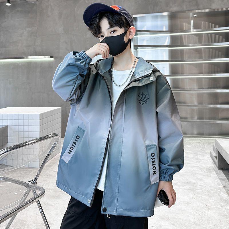 Children's Fashion Gradient Trench Coat: Spring/Fall Casual Jacket for Boys